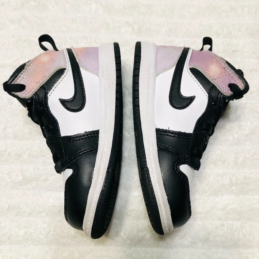 AirJordan 1 Mid SE 